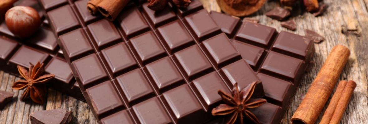 Chocolate vegano: O que é, benefícios e para quem é indicado | Blog Nutrify